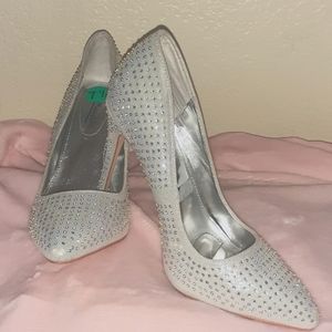 Anne Michelle silver bling pups